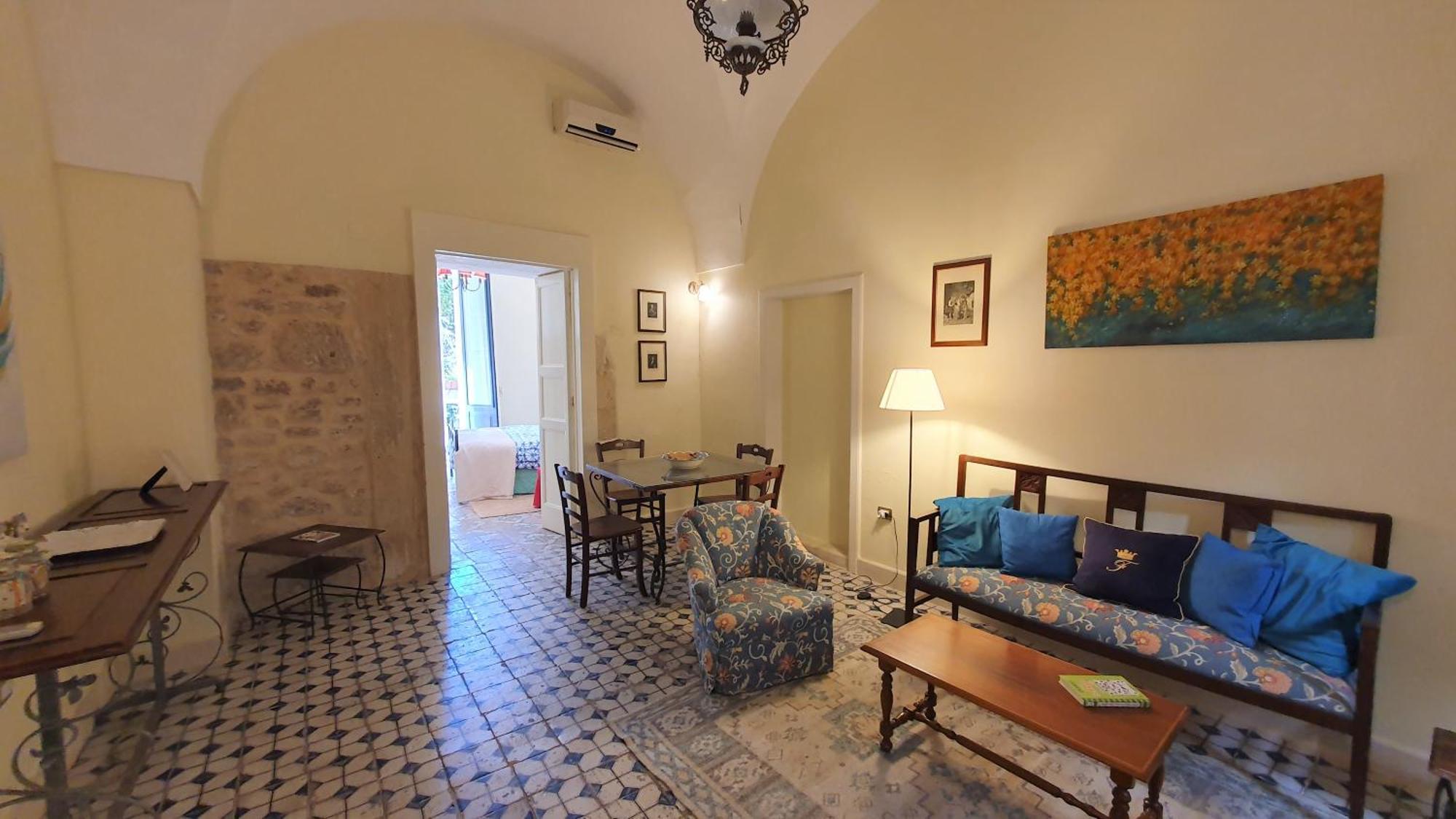Palazzo Bernardini Daire Lecce Dış mekan fotoğraf